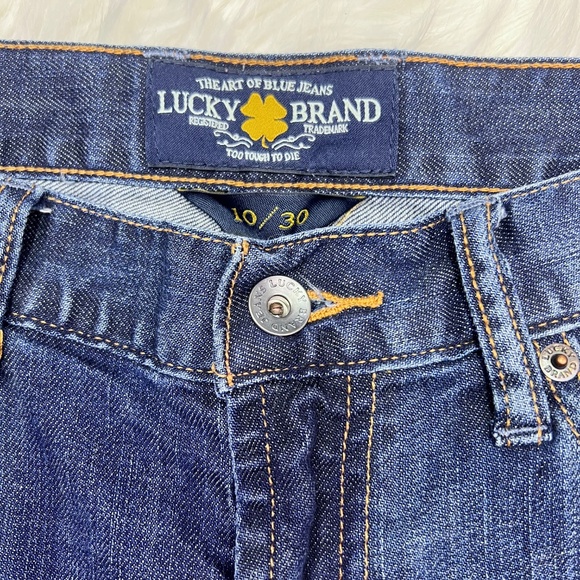 👖|•LUCKY BRAND•| Abbey Bermuda Frayed Cuff Jeans Shorts Size 10/30👖 - Picture 5 of 8